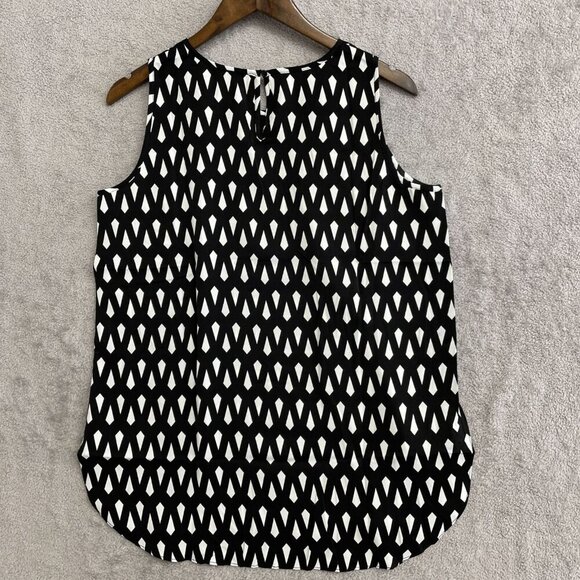 NEW Mario Serrani Women's M Sleeveless Scoop Neck Top Black & White Printed - Picture 2 of 8